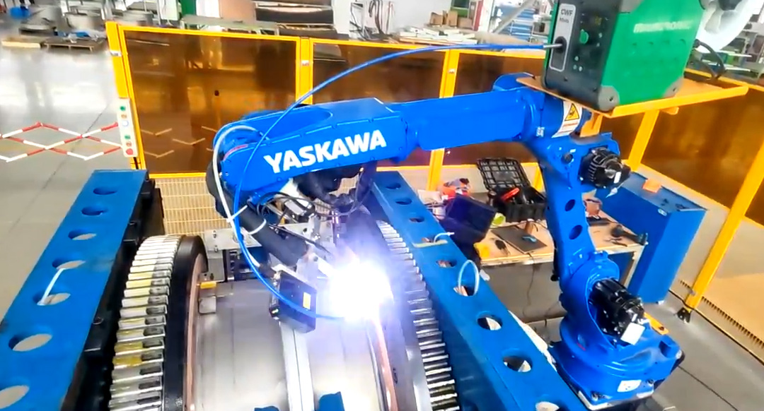 創想智控激光焊縫跟蹤系統在化工行業反應器焊接自動化的應用